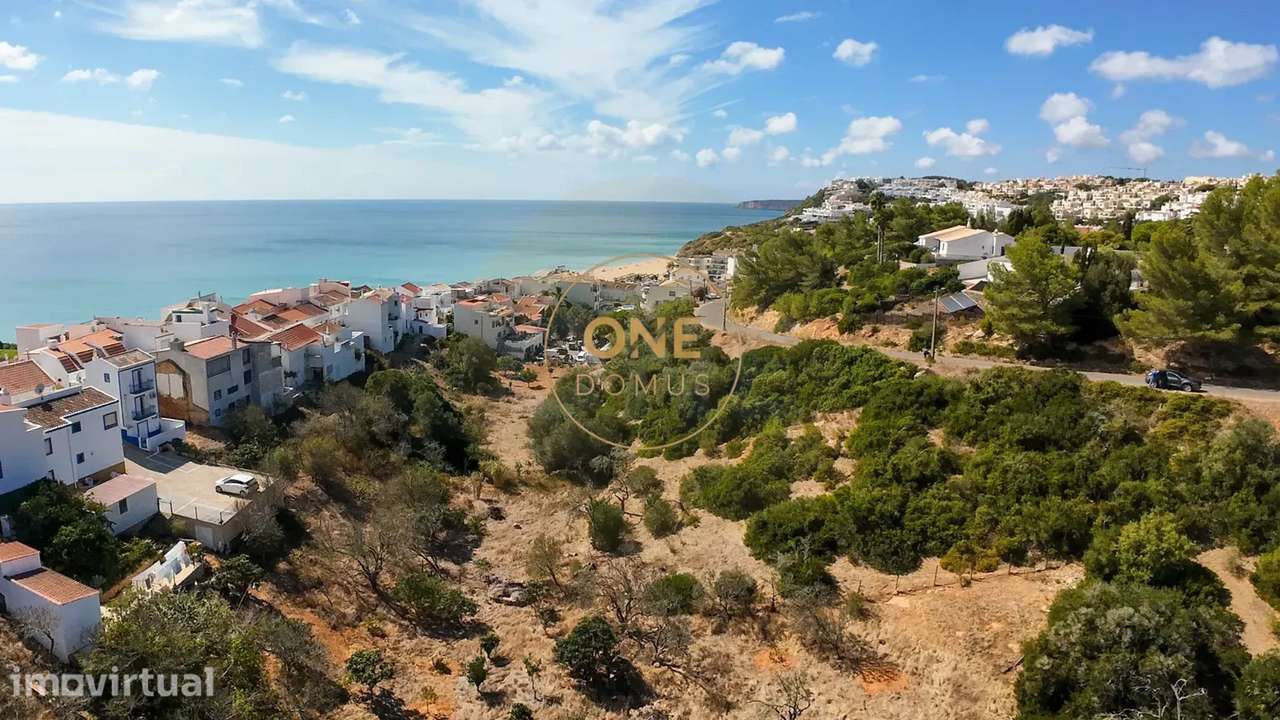 Terreno Urbano Praia da Salema - Grande imagem: 2/22