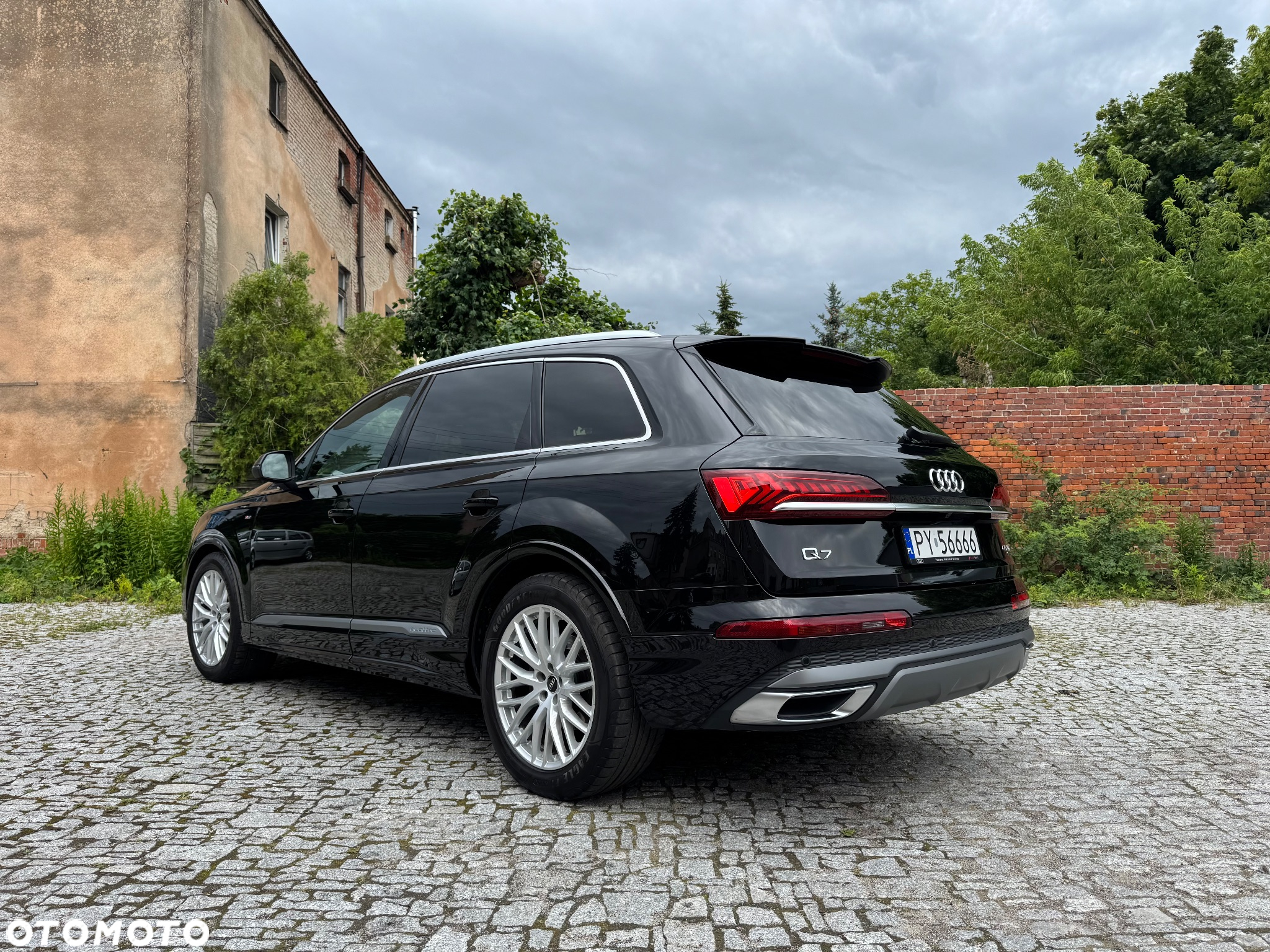Audi Q7 - 10