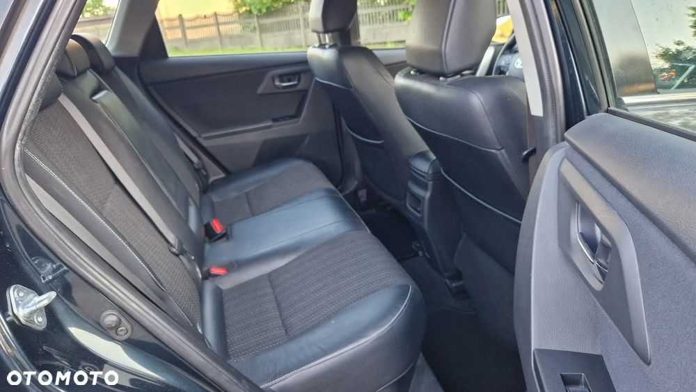 Toyota Auris - 11