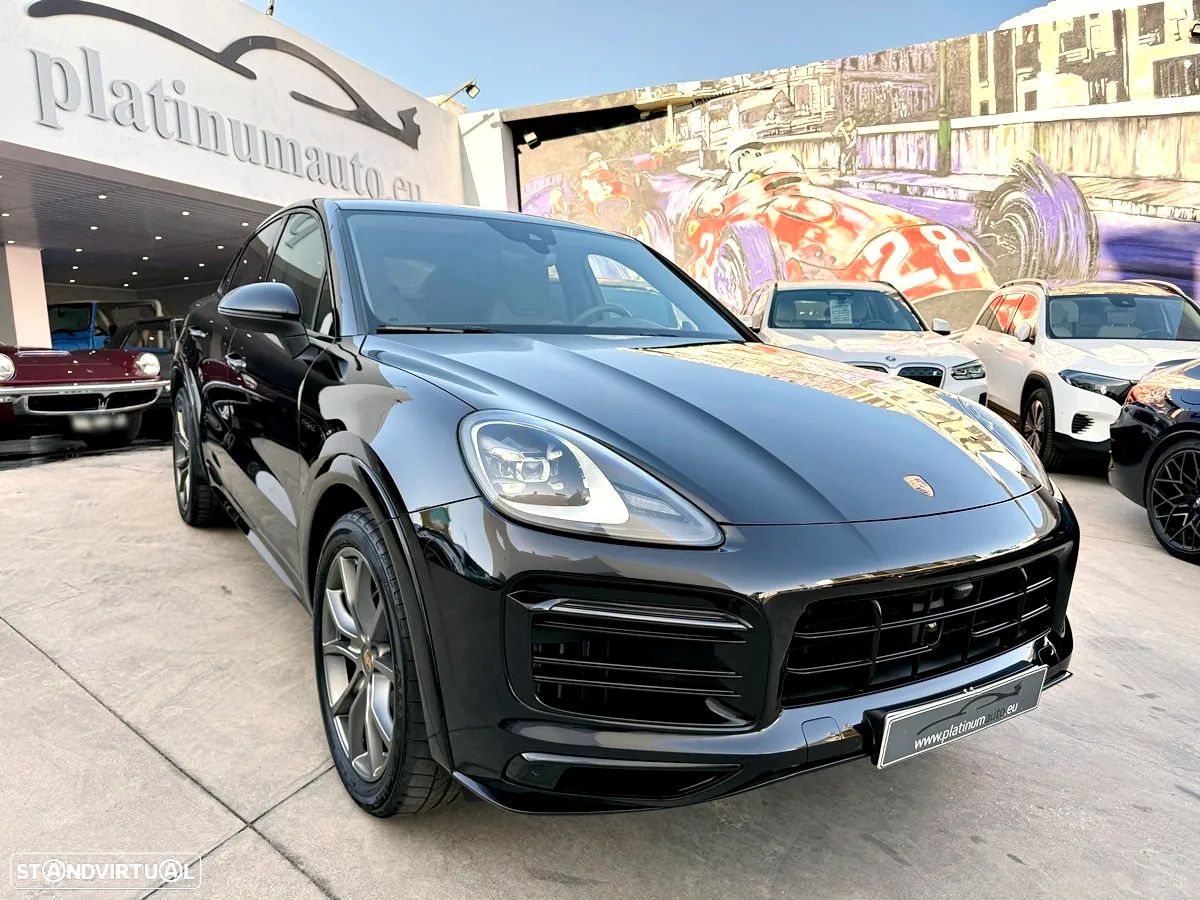 Porsche Cayenne Coupé E-Hybrid - 1