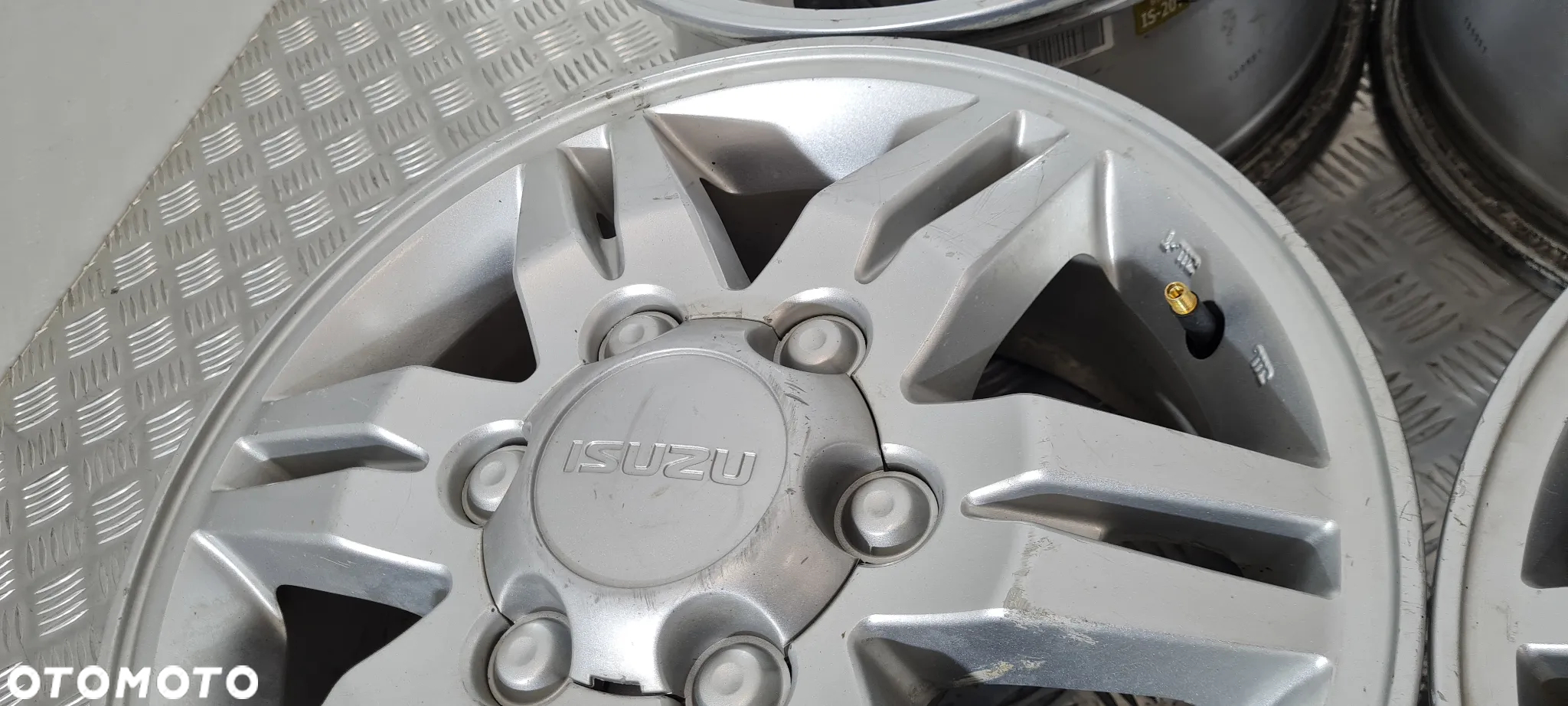 Isuzu D-Max I Felgi Aluminiowe 16 - 4