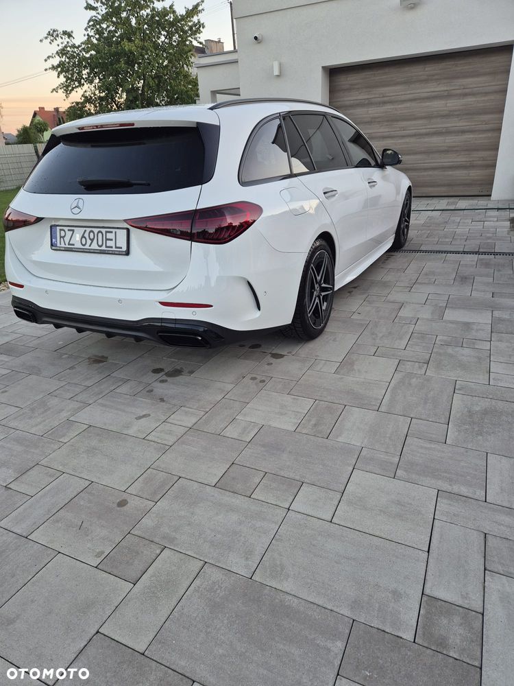 Mercedes-Benz Klasa C 220 d mHEV AMG - 3