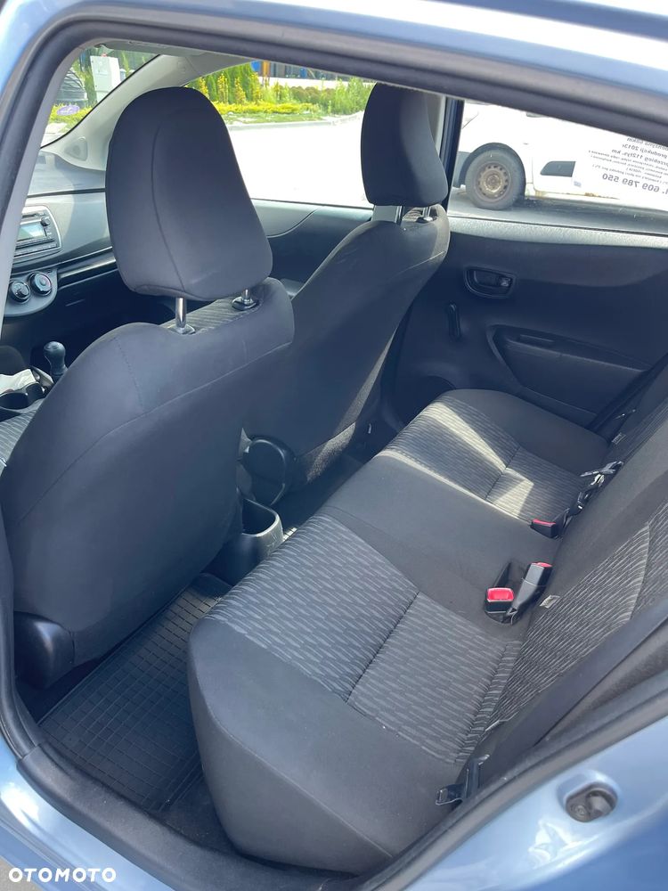 Toyota Yaris - 8