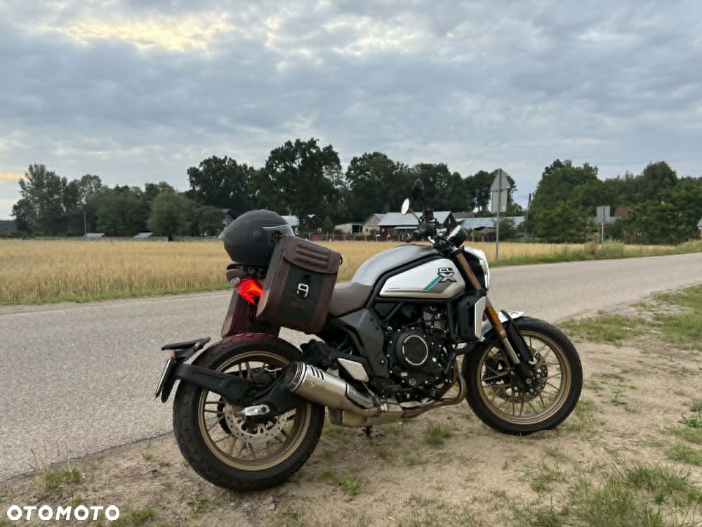 CFMoto 700CL-X Heritage - 2