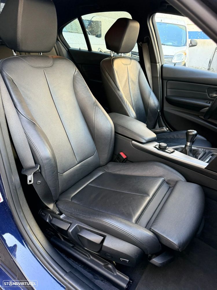 BMW 320 d xDrive Pack M - 15