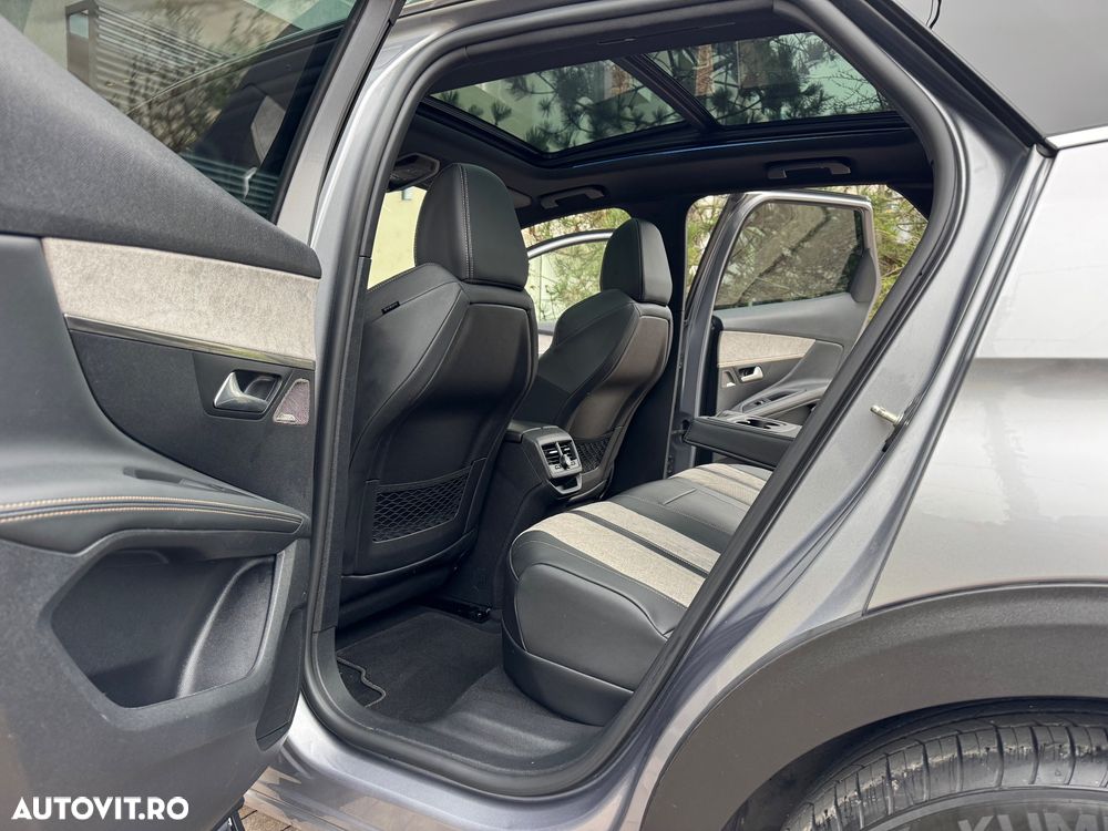 Peugeot 3008 PHEV 300 EAT8 4X4 GT - 30