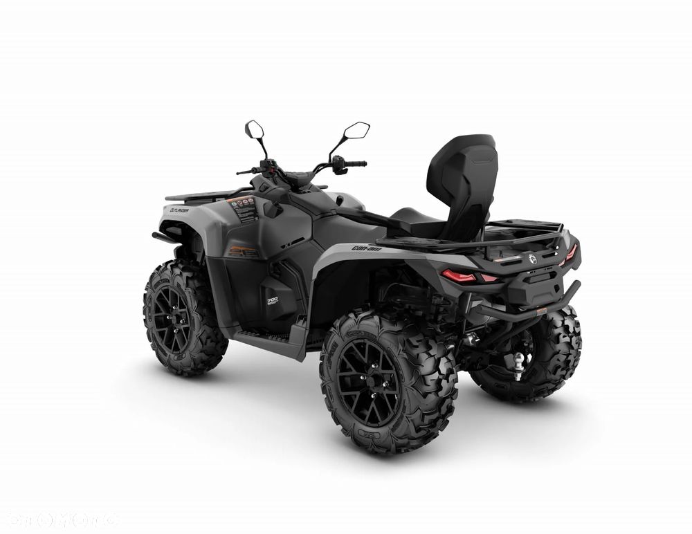 Can-Am Outlander - 2