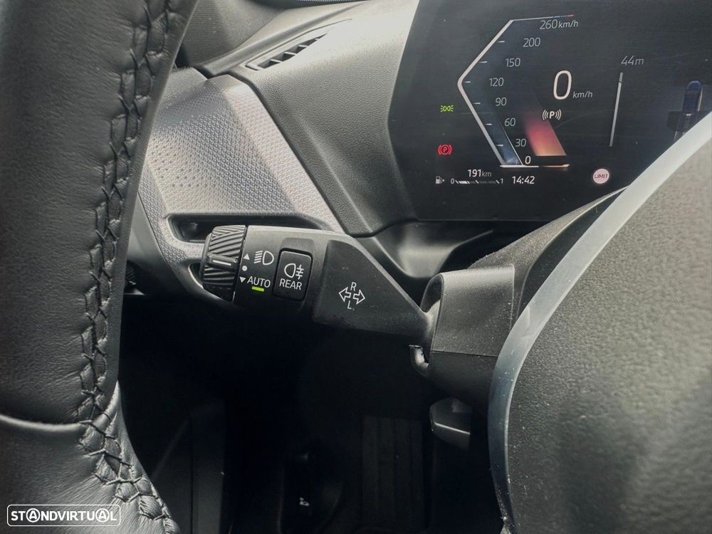 BMW 116 d Pack Desportivo M Auto - 29