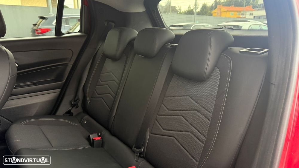 Jeep Avenger 1.2 GSE T3 Summit - 14