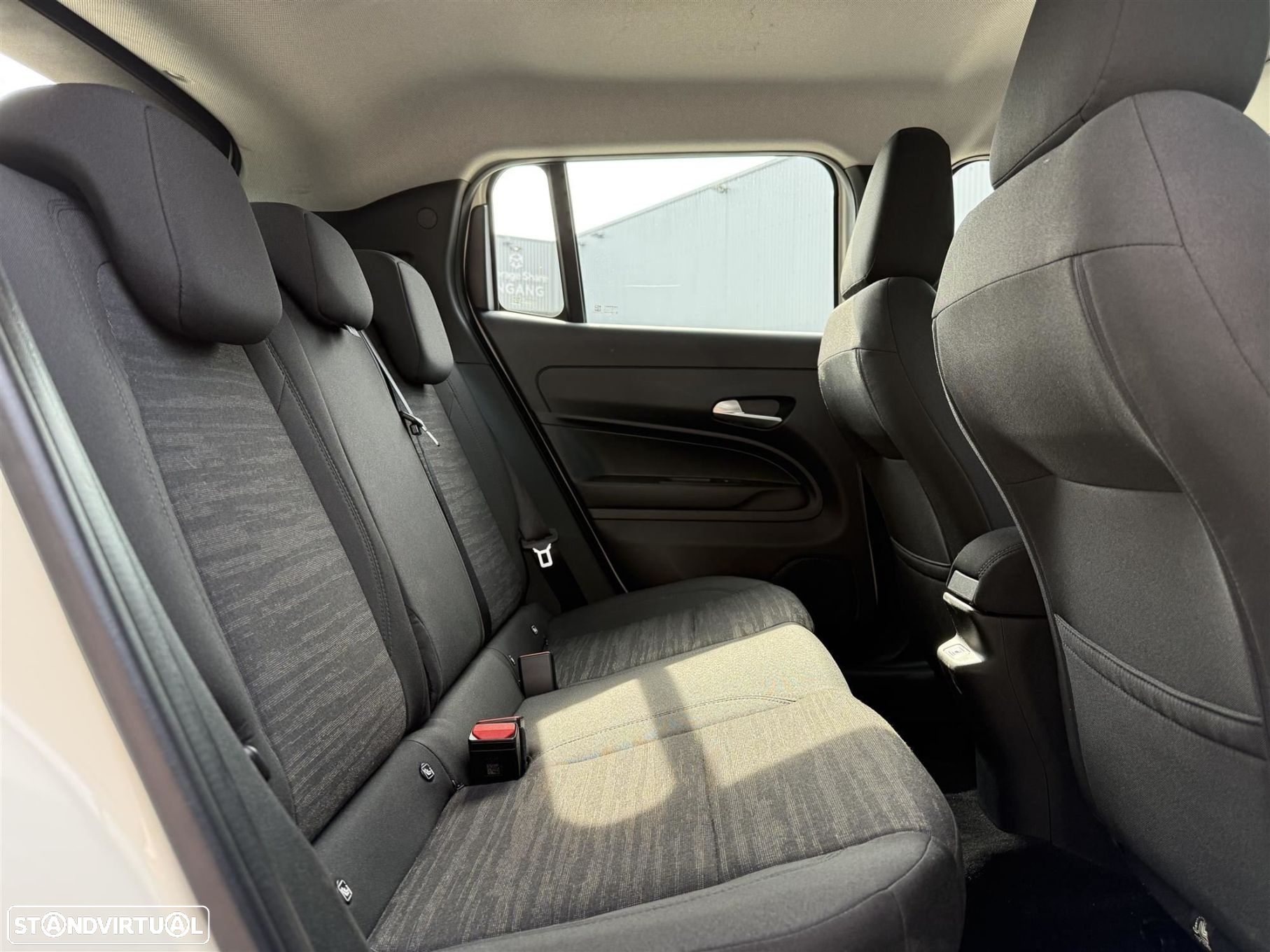 Jeep Avenger 54 kWh Longitude - 26