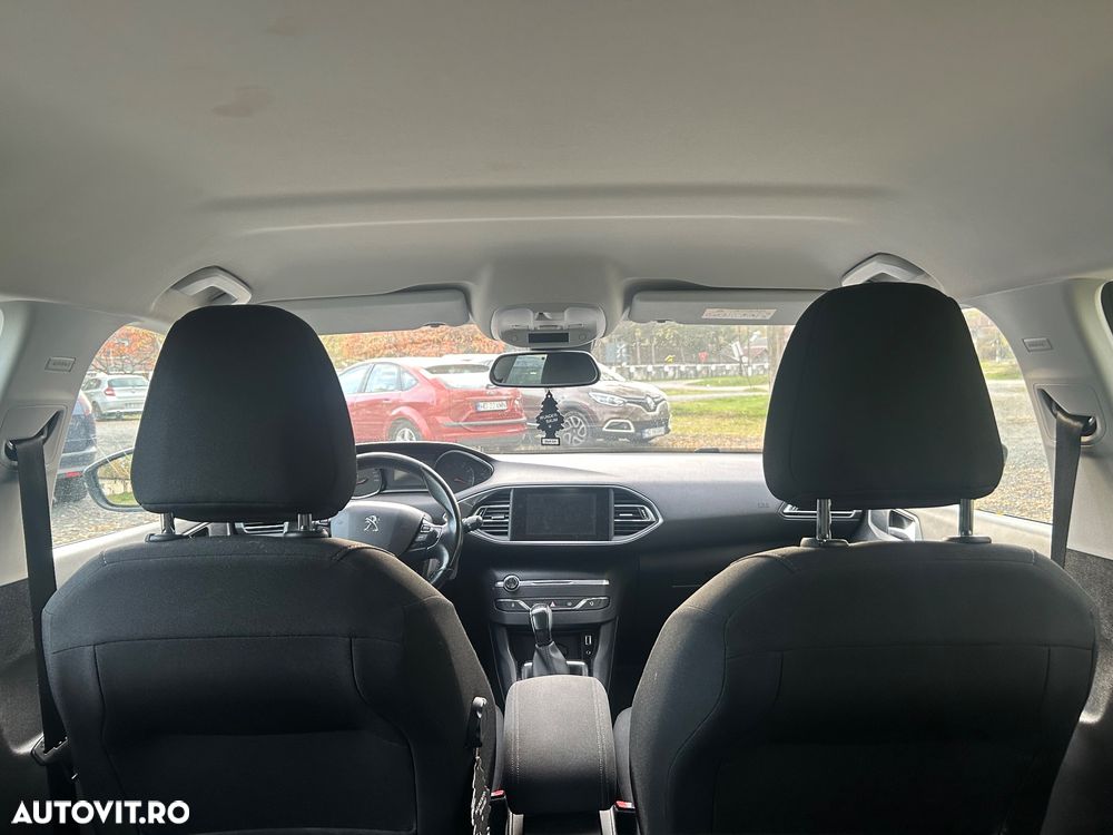 Peugeot 308 1.2 L PureTech Turbo Access - 4