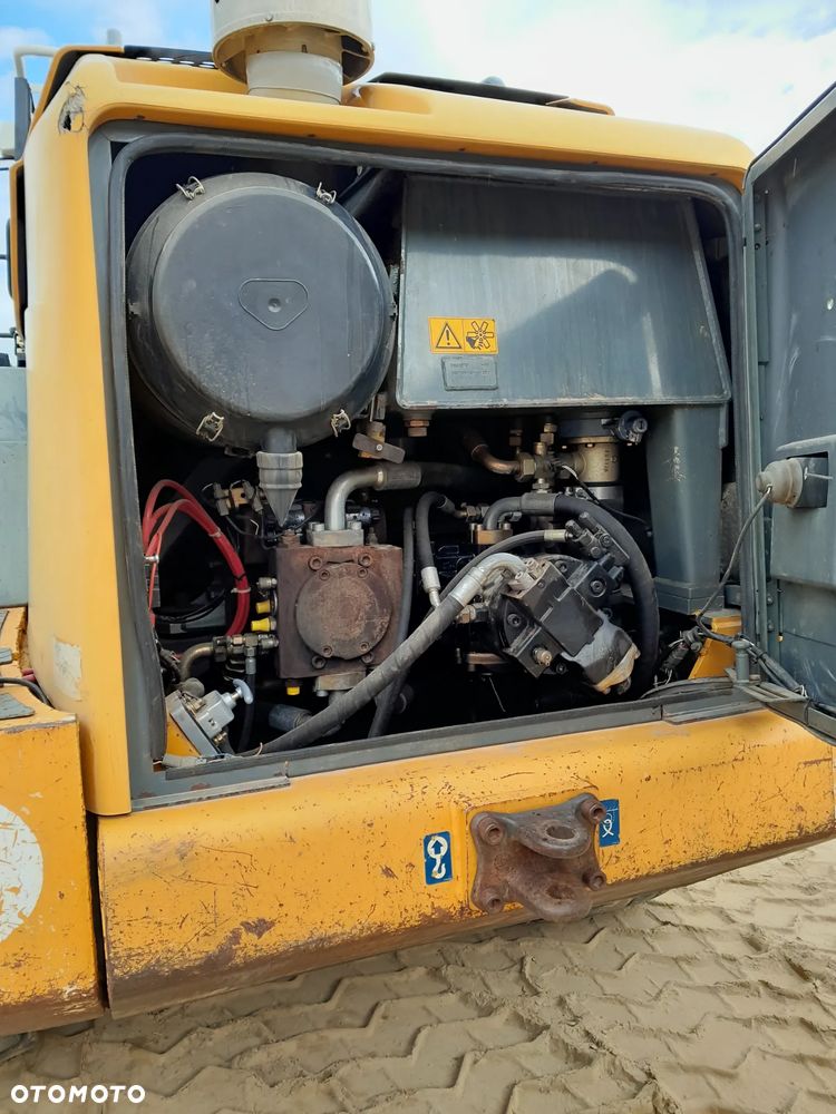 Liebherr 580 - 8