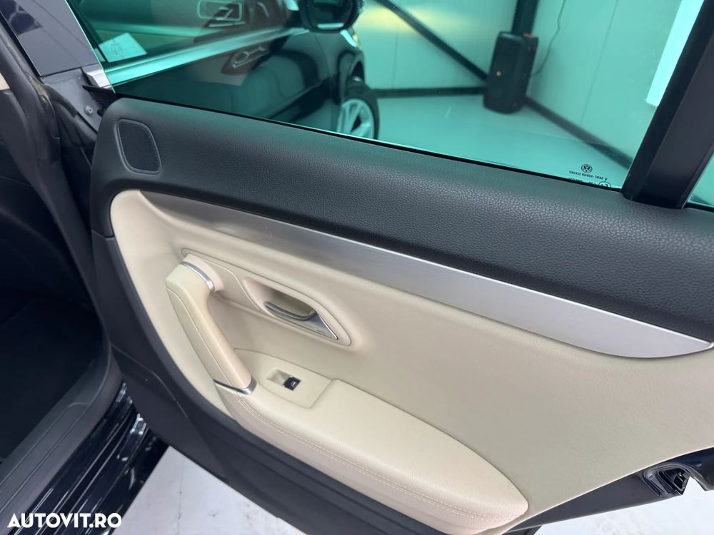 Volkswagen Passat CC 2.0 Blue TDI - 18
