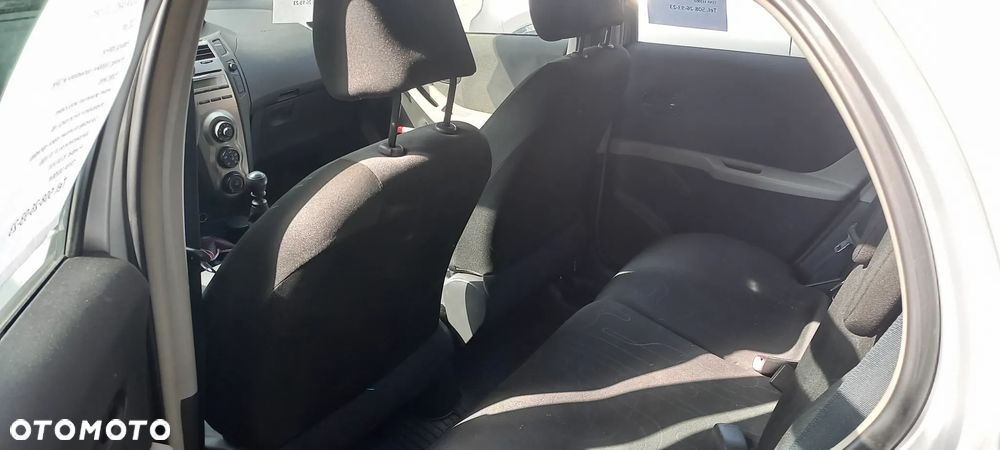 Toyota Yaris 1.33 Luna - 7