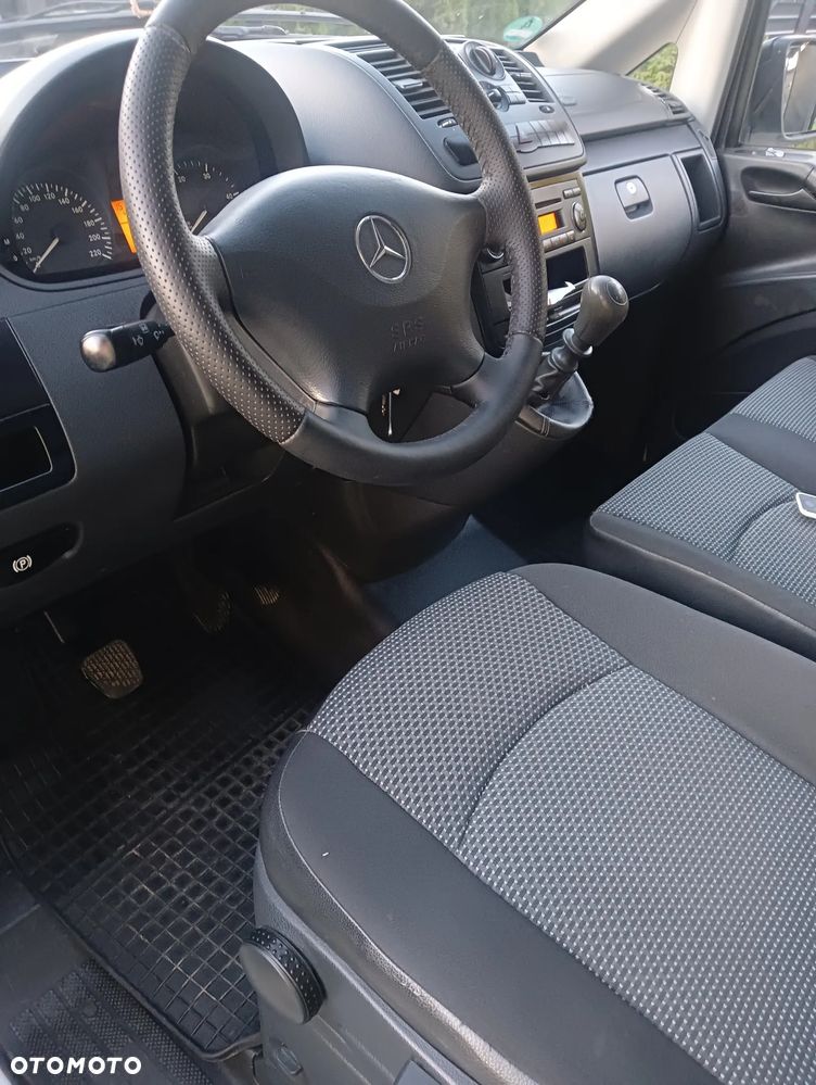Mercedes-Benz VITO - 11