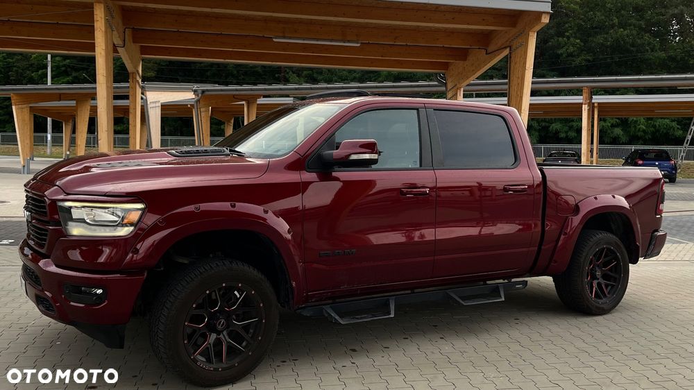 Dodge RAM 5.7 4x4 - 2