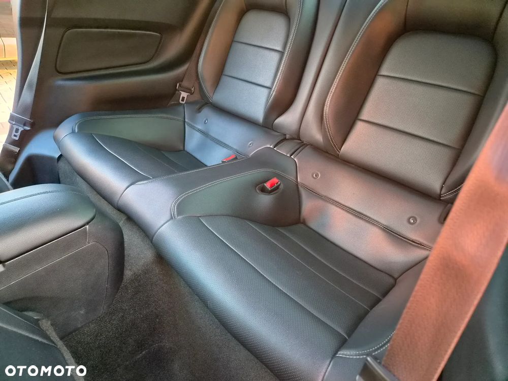 Ford Mustang - 9