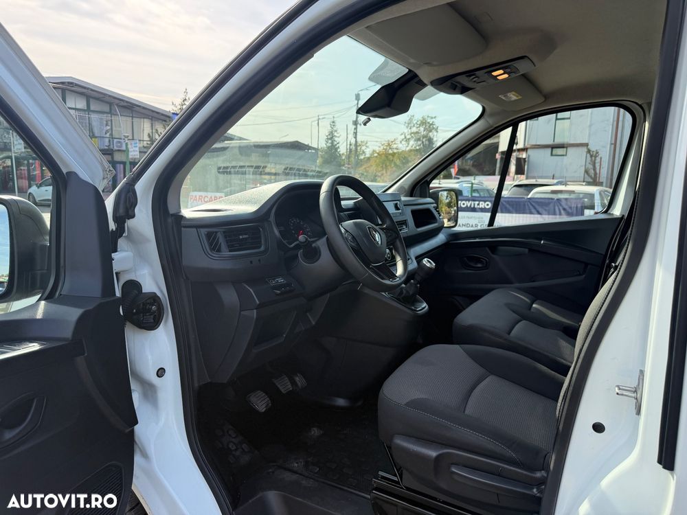 Renault Trafic 2.0 Blue dCi 150 Furgon Cabina Dubla L2H1 - 28