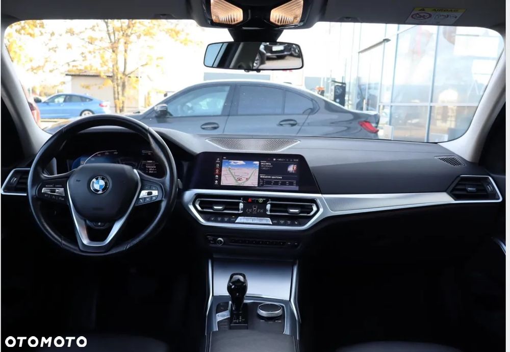 BMW Seria 3 320d Luxury Line - 6