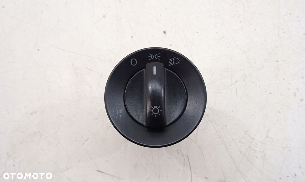 WŁĄCZNIK PRZEŁĄCZNIK ŚWIATEŁ - VW T5 6Q0941531B - 1