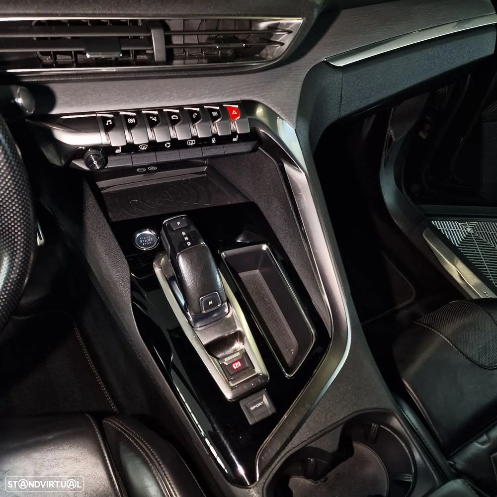 Peugeot 5008 2.0 BlueHDi GT Line EAT8 - 12