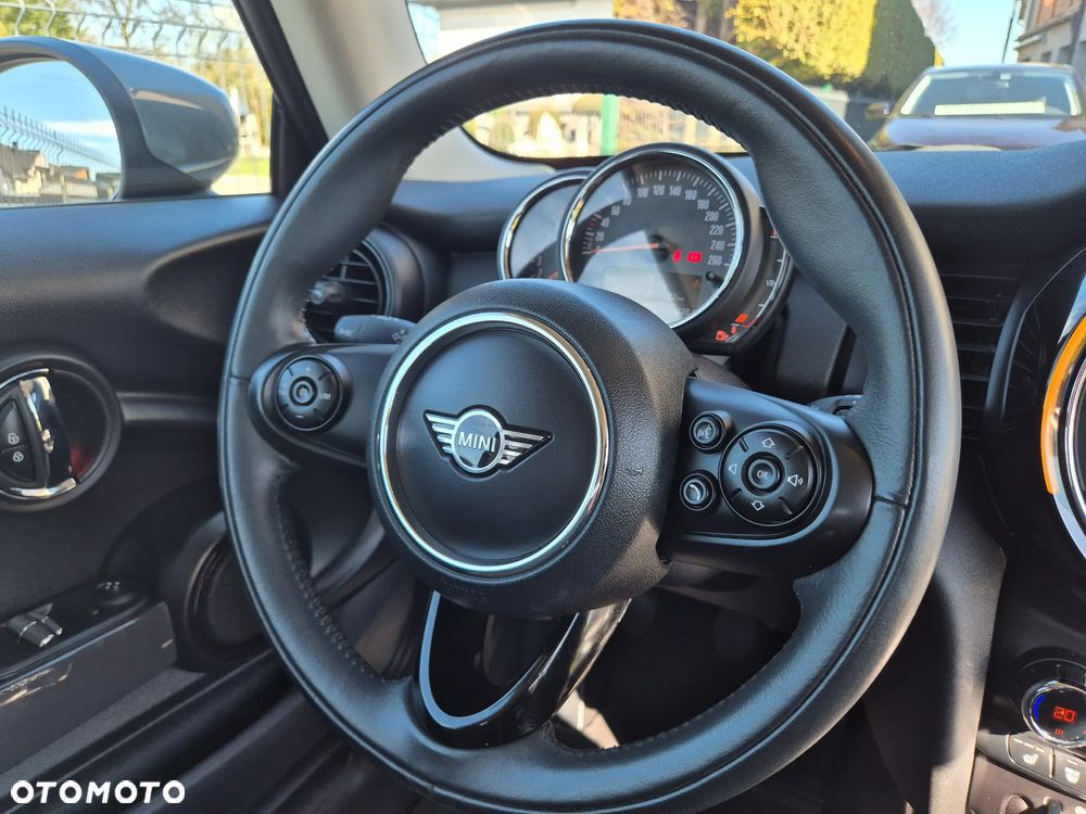 MINI ONE 60 Years - 25