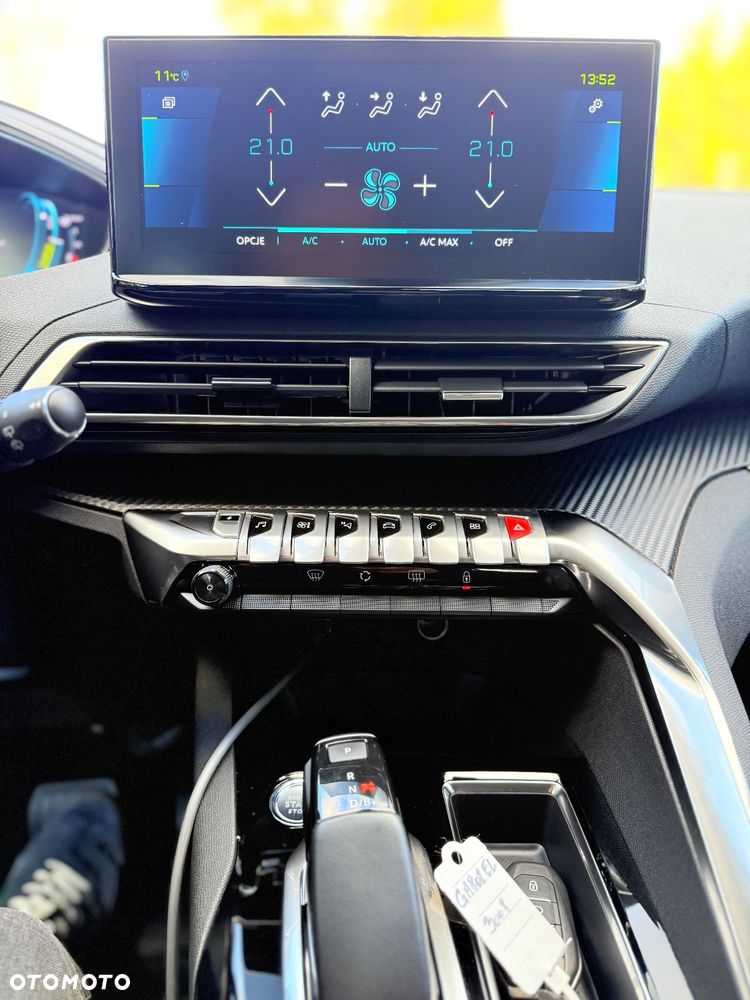 Peugeot 3008 1.6 PureTech Hybrid PHEV Allure Pack S&S EAT8 - 30