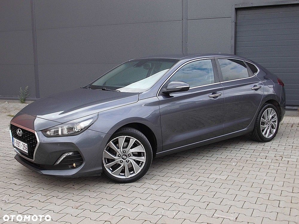 Hyundai i30 1.6 CRDI Premium DCT - 1