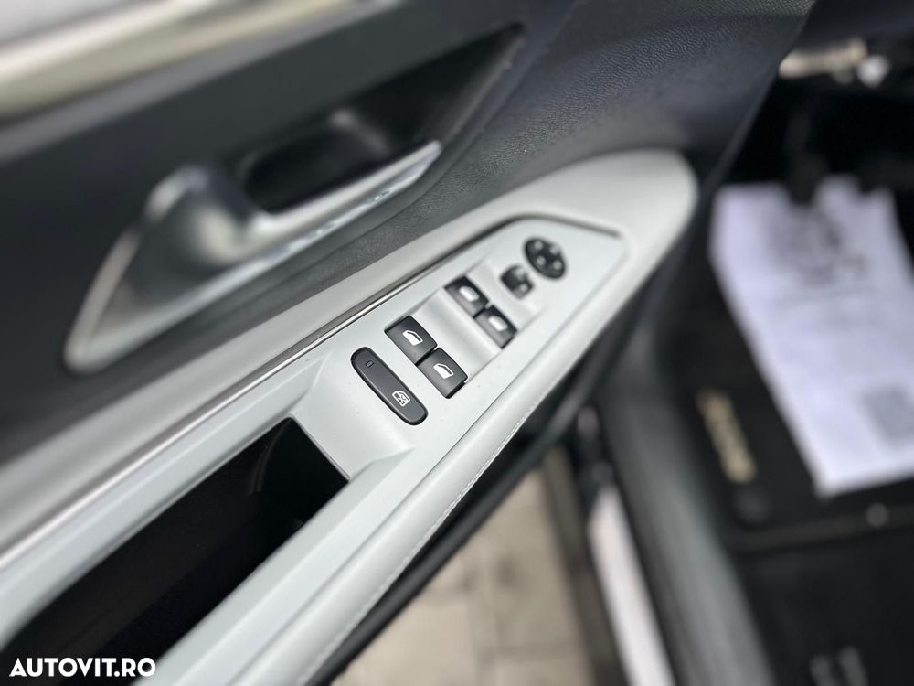 Peugeot 3008 - 14