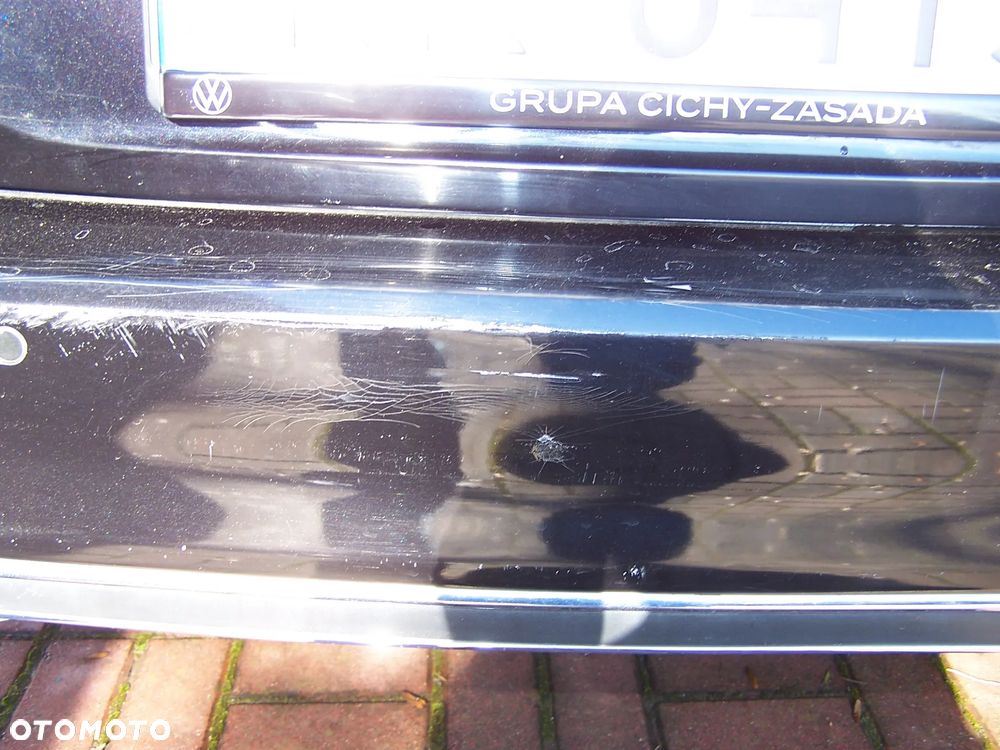 Volkswagen Passat 2.0 TDI SCR BlueMotion Technology 4Motion Trendline - 16