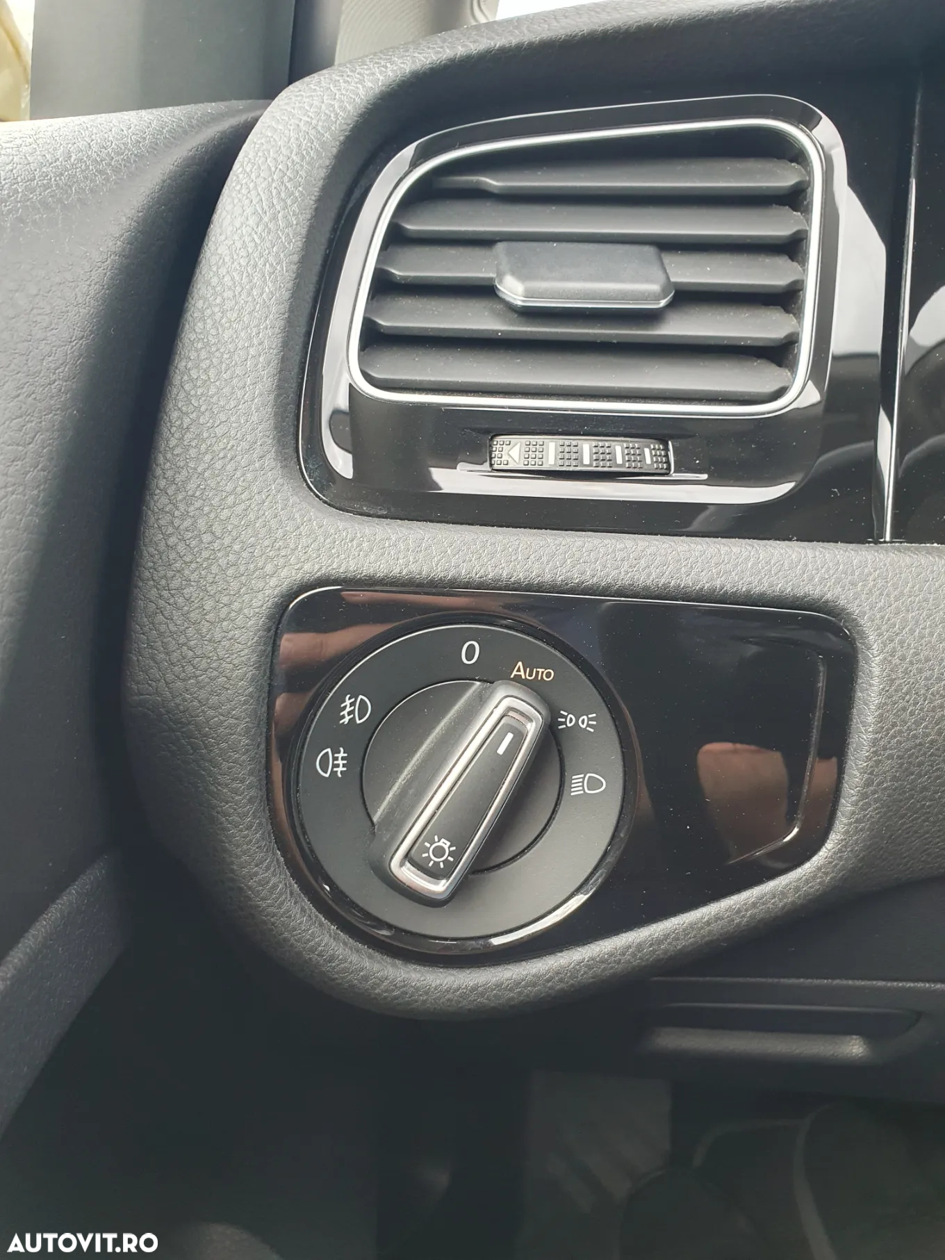 Volkswagen Golf 1.5 TSI DSG Highline - 22