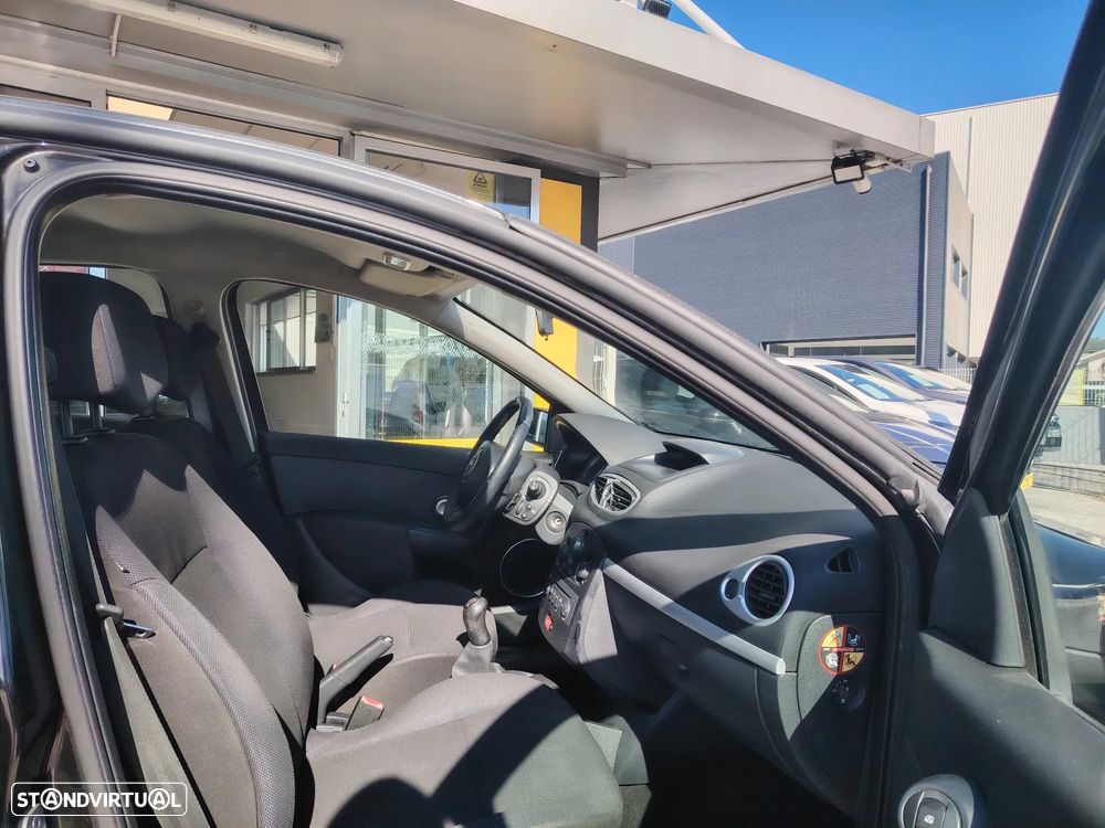 Renault Clio 1.2 16V Dynamique - 4