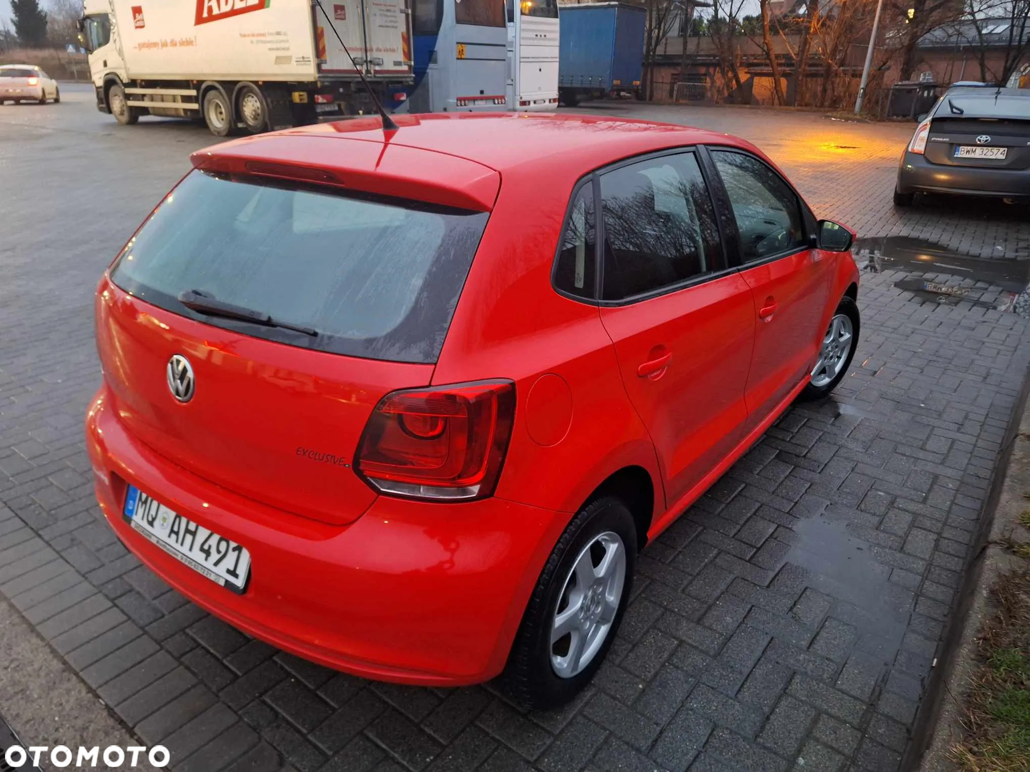 Volkswagen Polo 1.4 Comfortline - 12