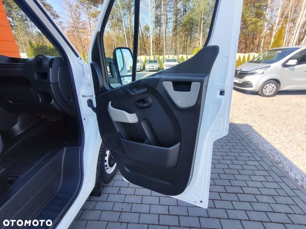 Renault Master - 16