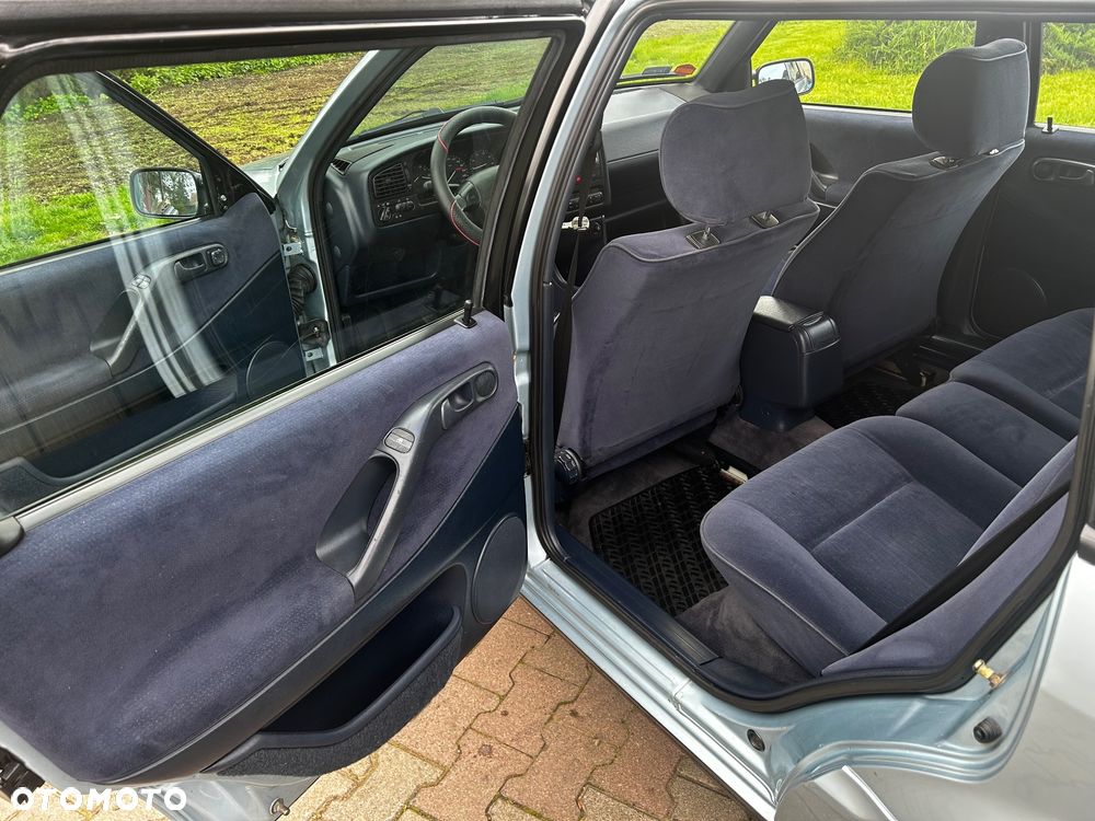 Volkswagen Passat 2.0 GT - 17