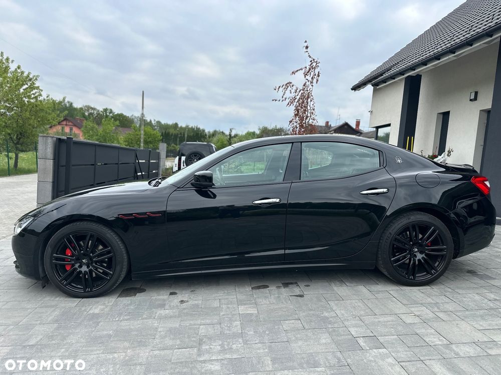 Maserati Ghibli GranLusso - 16
