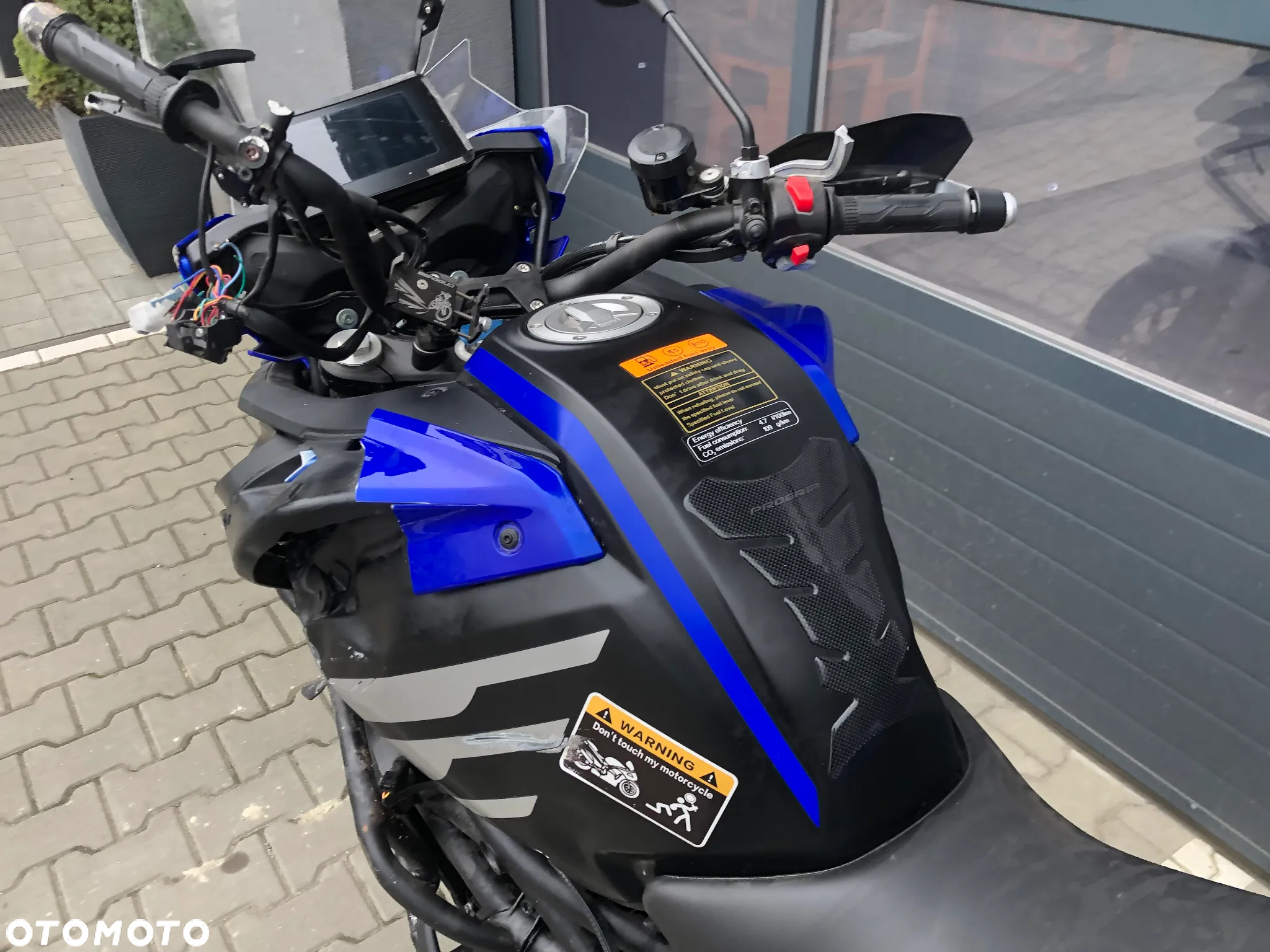 QJMOTOR SRT 800S - 8
