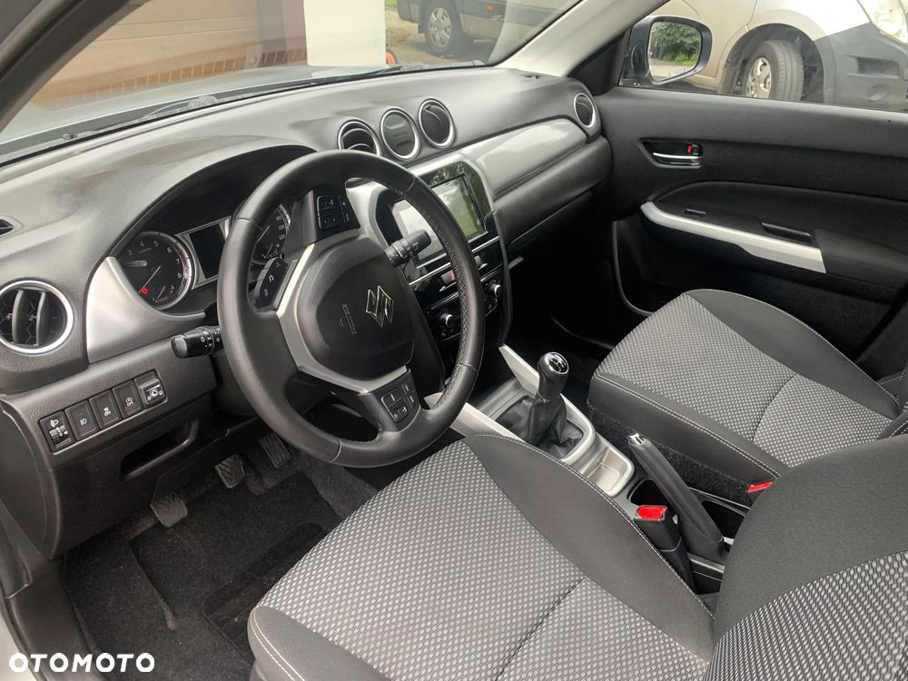 Suzuki Vitara 1.6 Premium 2WD - 11