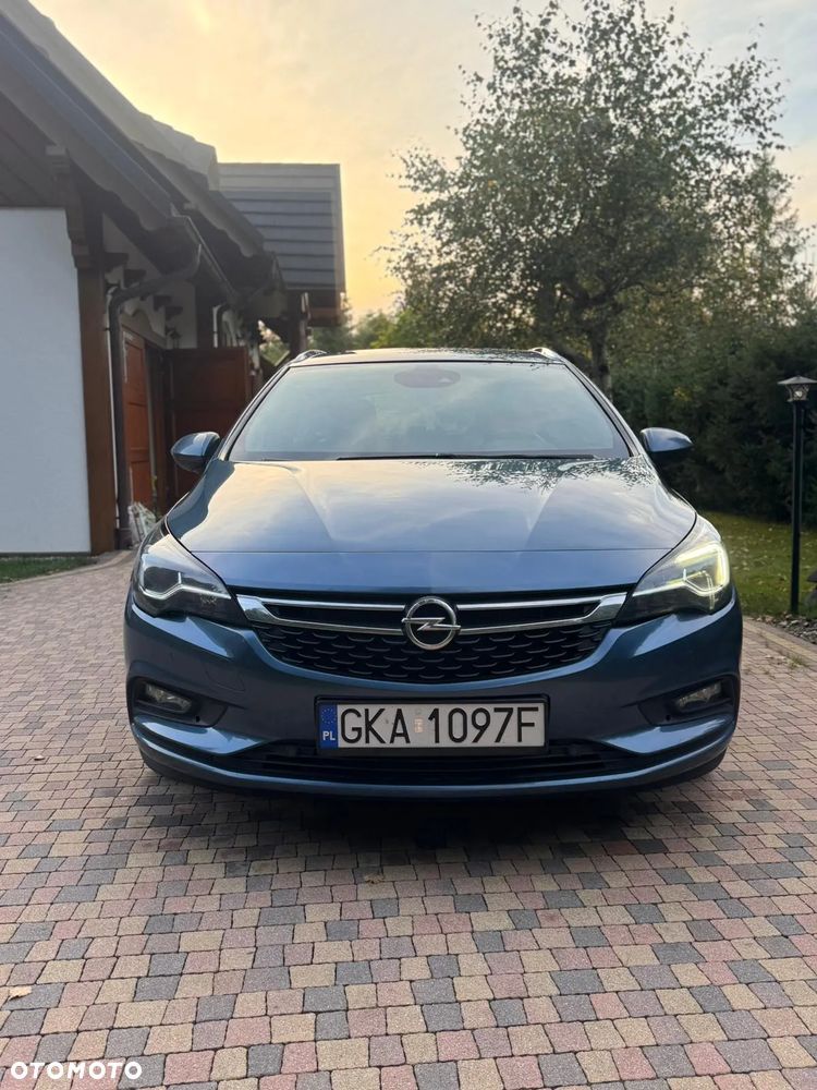 Opel Astra 1.6 Turbo Start/Stop Automatik Sports Tourer Innovation - 2