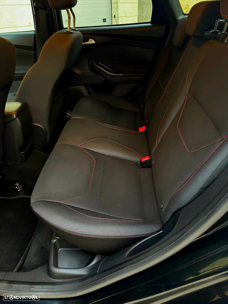 Ford Focus SW 1.5 TDCi ST-Line - 9