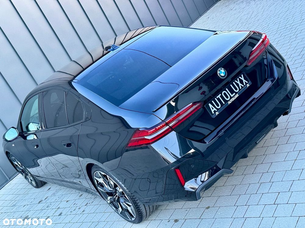 BMW Seria 5 520d xDrive mHEV M Sport - 41