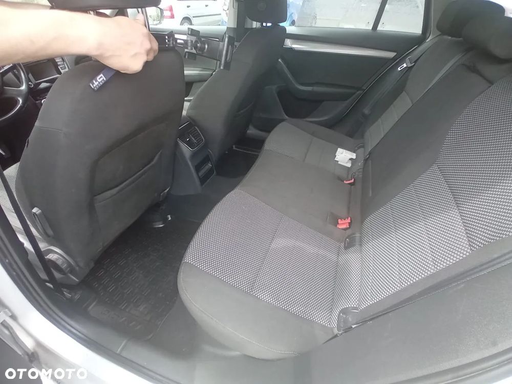 Skoda Octavia 1.6 TDI Ambition - 11
