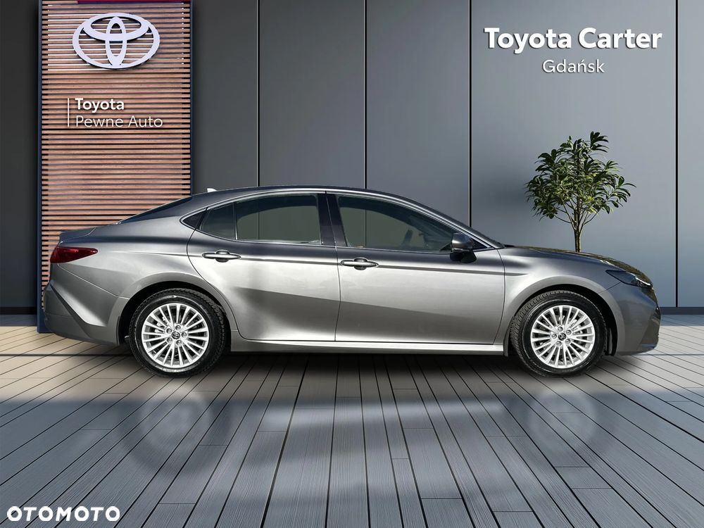 Toyota Camry 2.5 Hybrid Dynamic Force Comfort e-CVT - 6