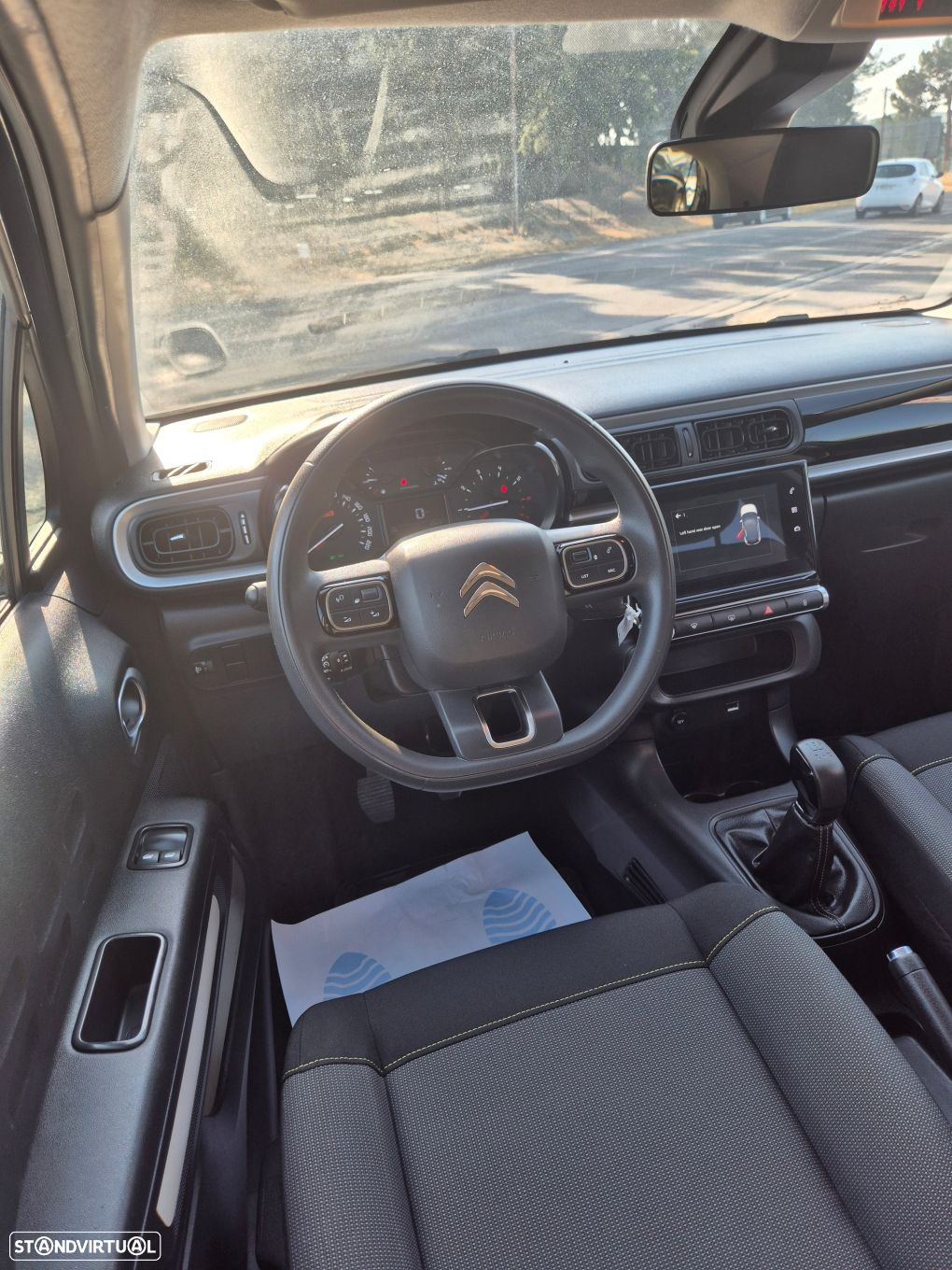 Citroën C3 1.2 PureTech Shine - 10
