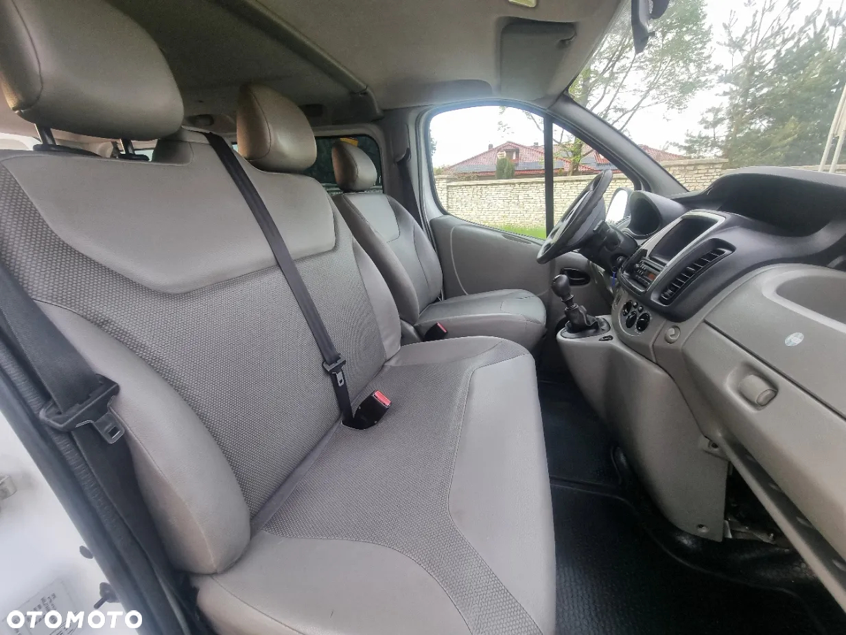Opel Vivaro - 12