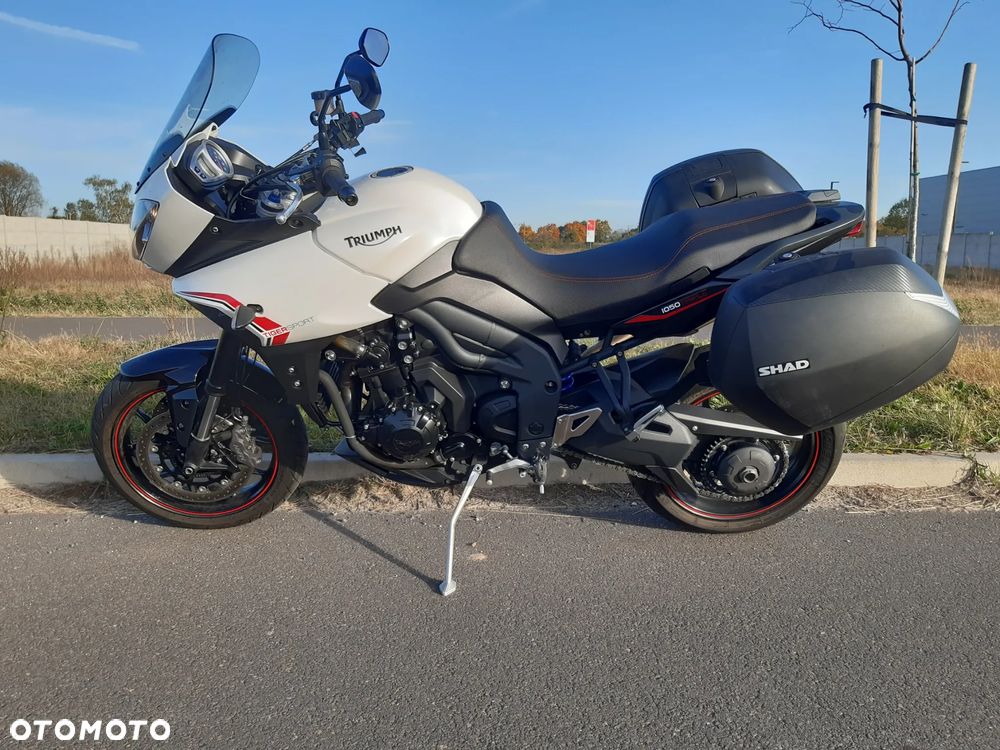 Triumph Tiger - 2