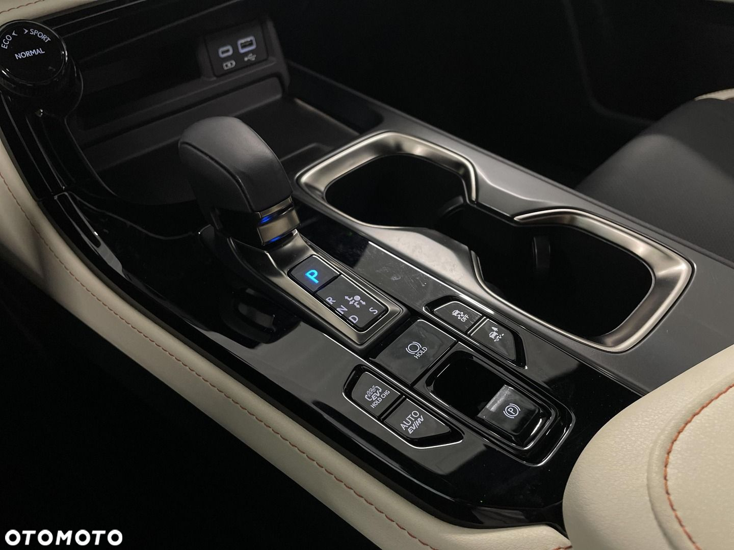 Lexus NX - 22