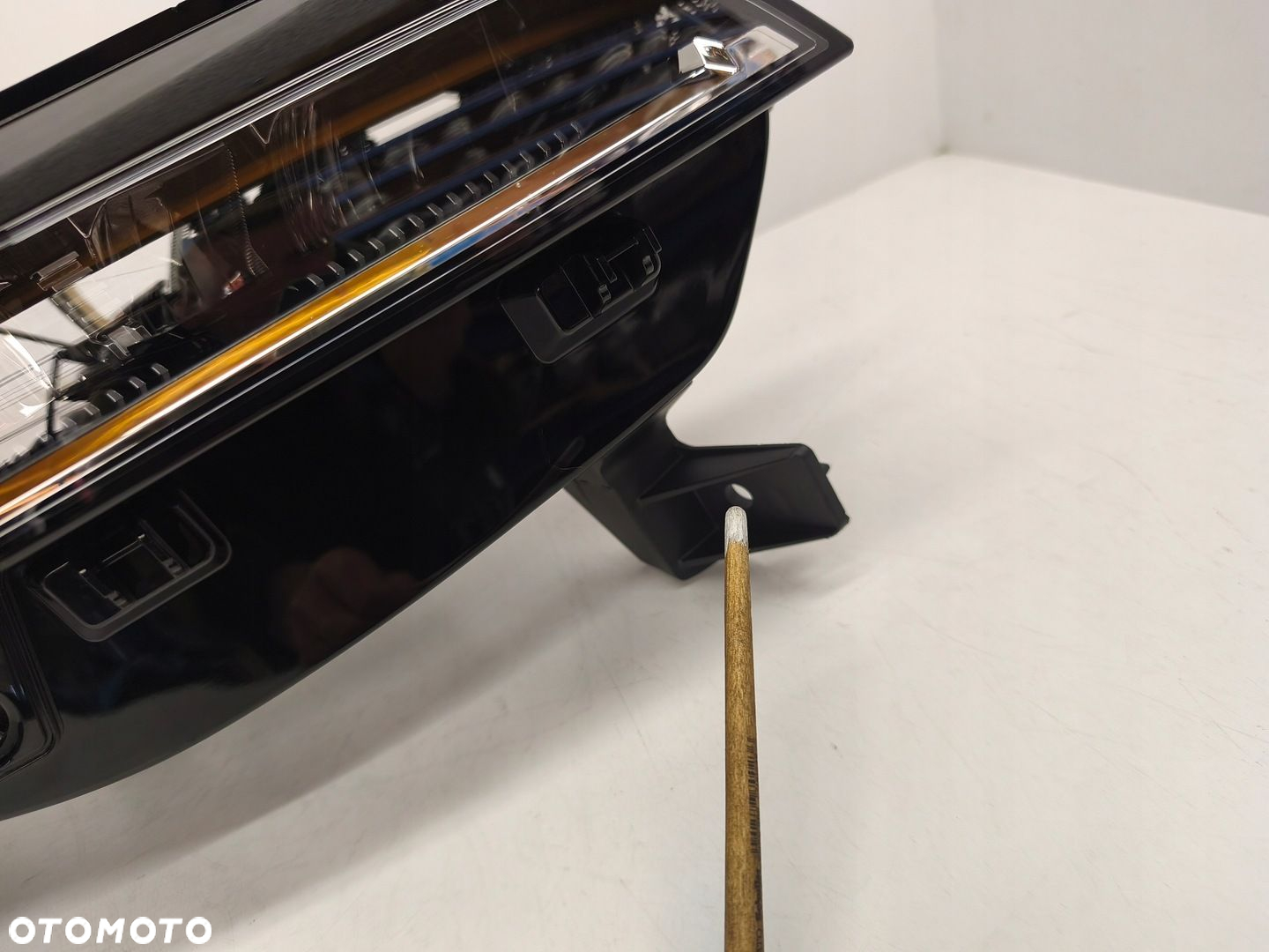 LAMPA PRAWA FULL LED MEGANE E-TECH 260105882R - 8