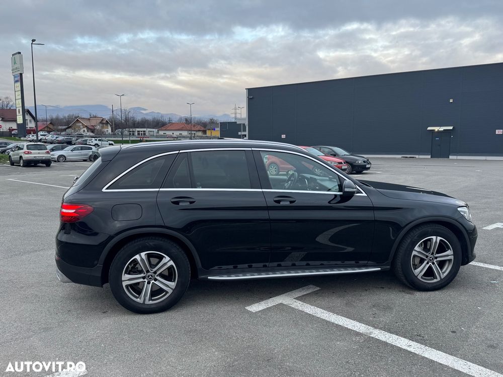 Mercedes-Benz GLC - 3