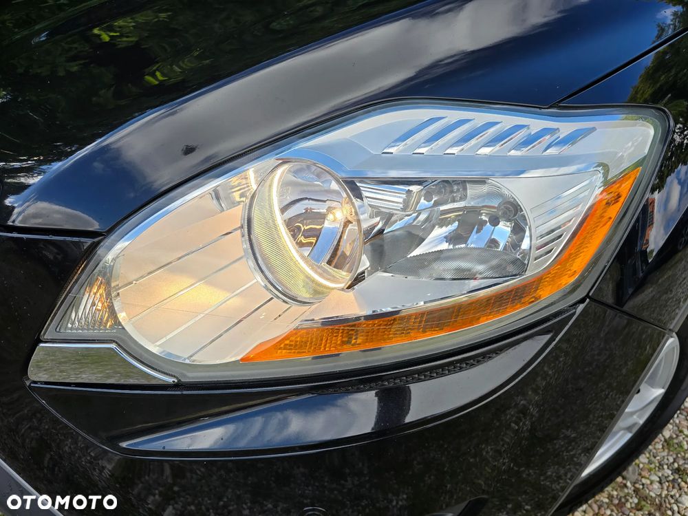 Ford Kuga 2.0 TDCi 2x4 Trend - 12